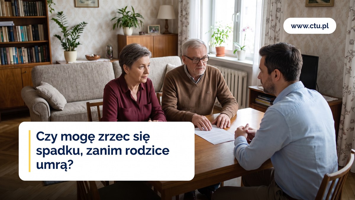 Dorosły syn rozmawia z rodzicami przy stole w salonie, ojciec trzyma dłoń na kartce